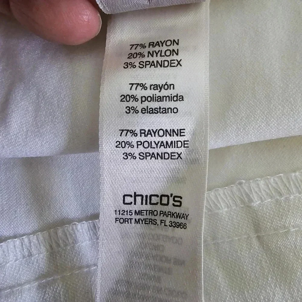 Chico's perfect stretch white capri size 3 - Picture 6 of 8